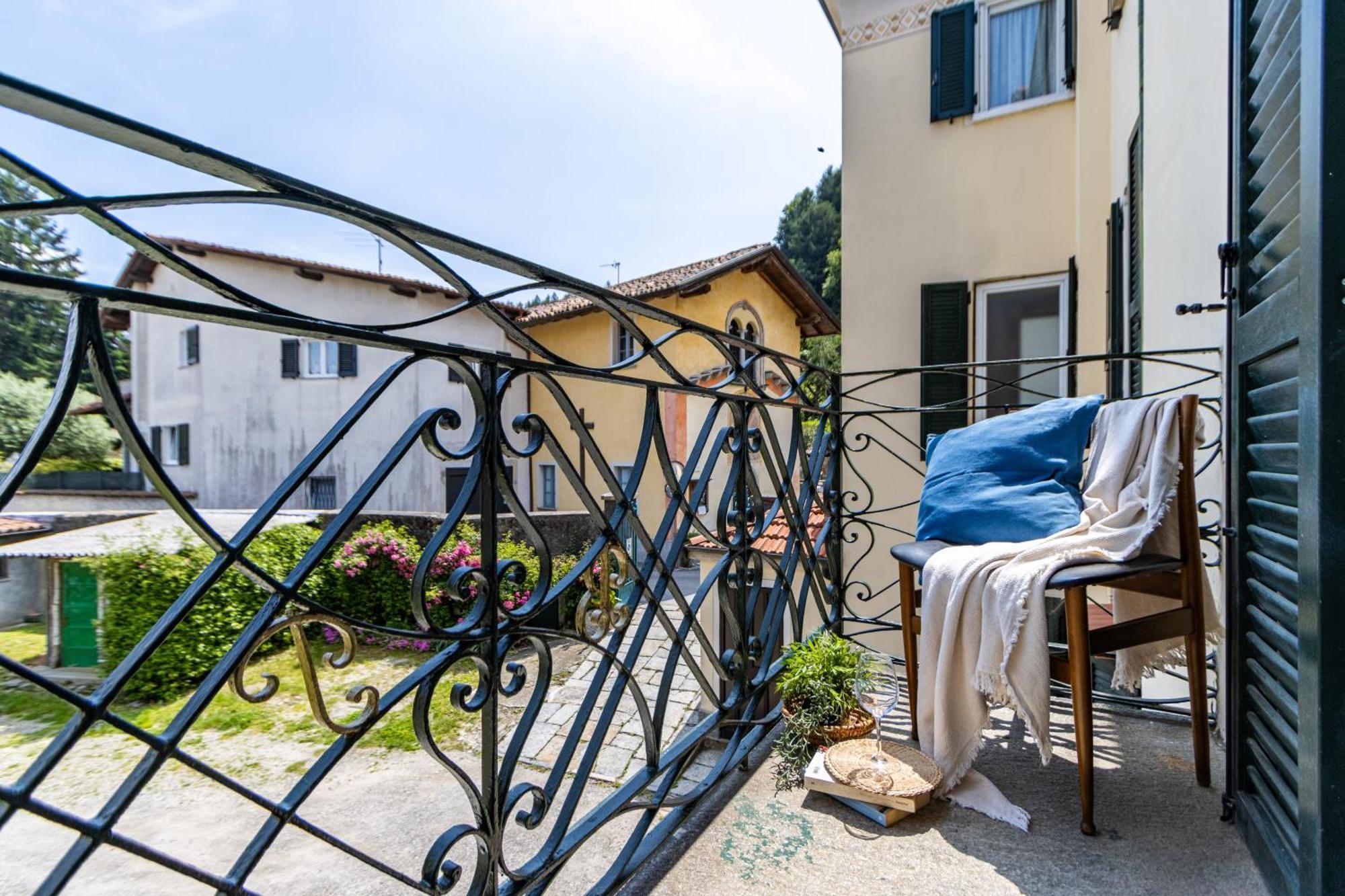 Le Dalie - Appartamento Stresa - Magognino Brisino Exteriör bild